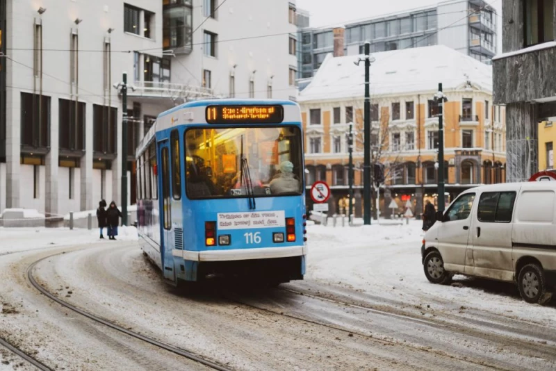 Oslo pierwszą stolicą z zeroemisyjnym transportem publicznym